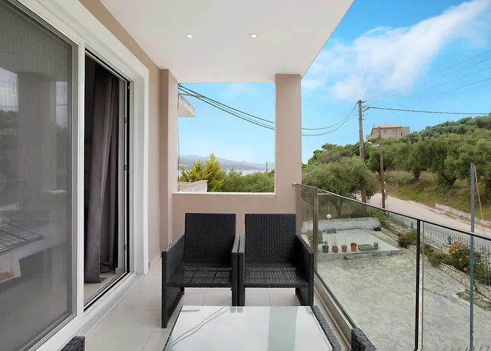 Dionysia 10 Apartman Alikanász